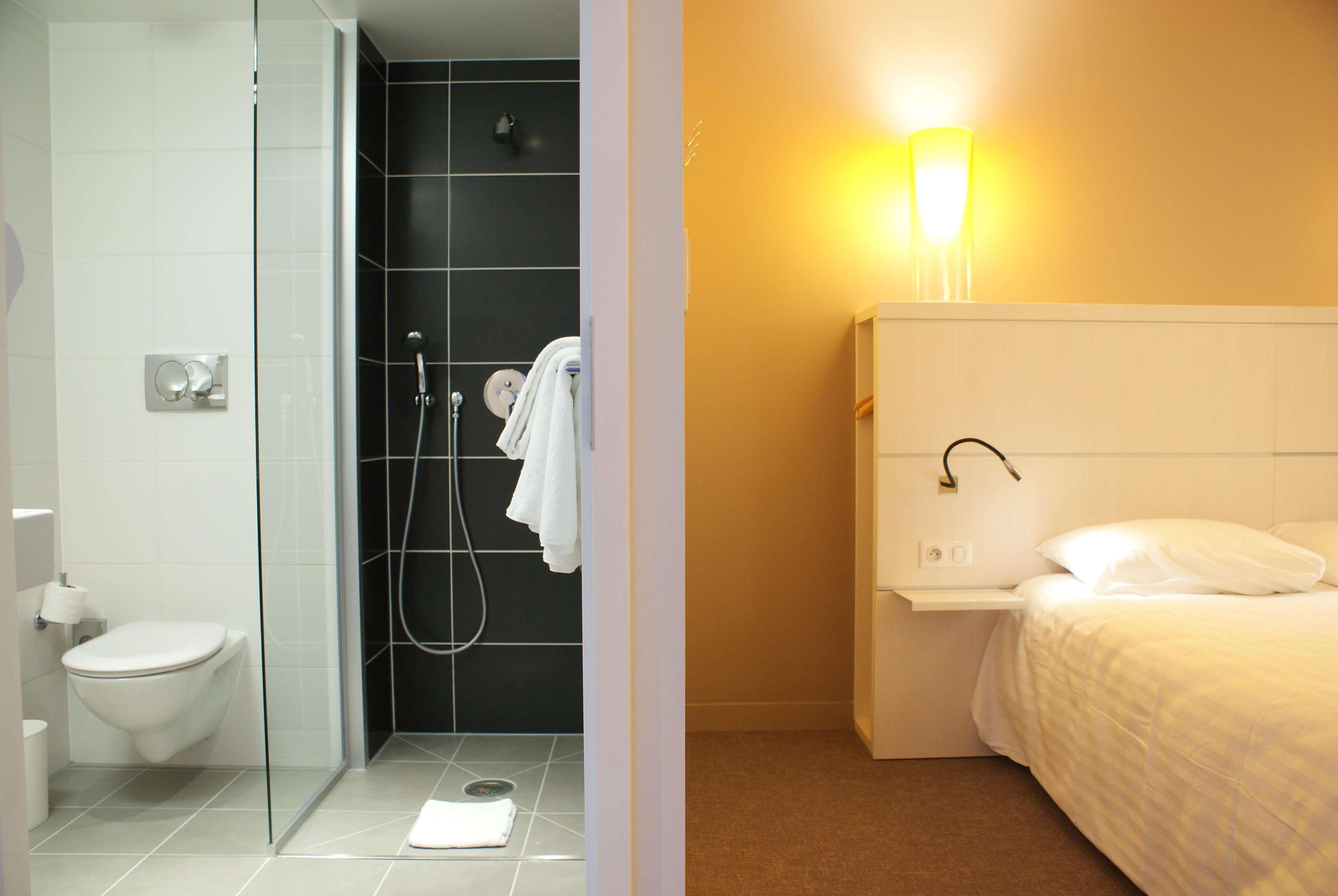 Hotel Confort La Rochelle Centre Les Minimes מראה חיצוני תמונה